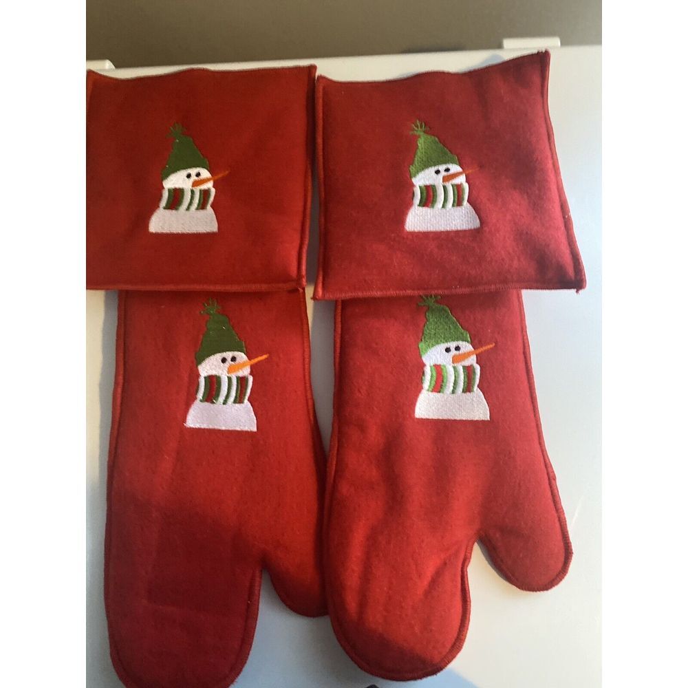 Crate & Barrel Christmas Snowman Oven Mitt Pot Holder Red Wool Felt Set of 4